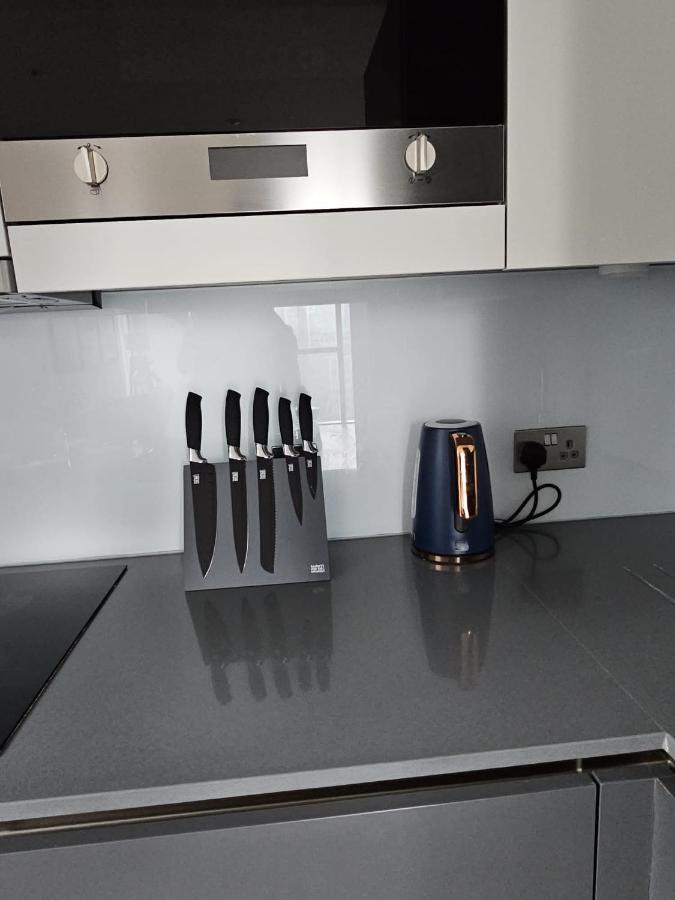 2 Bed Luxurious Apartments Canary Wharf London Eksteriør billede