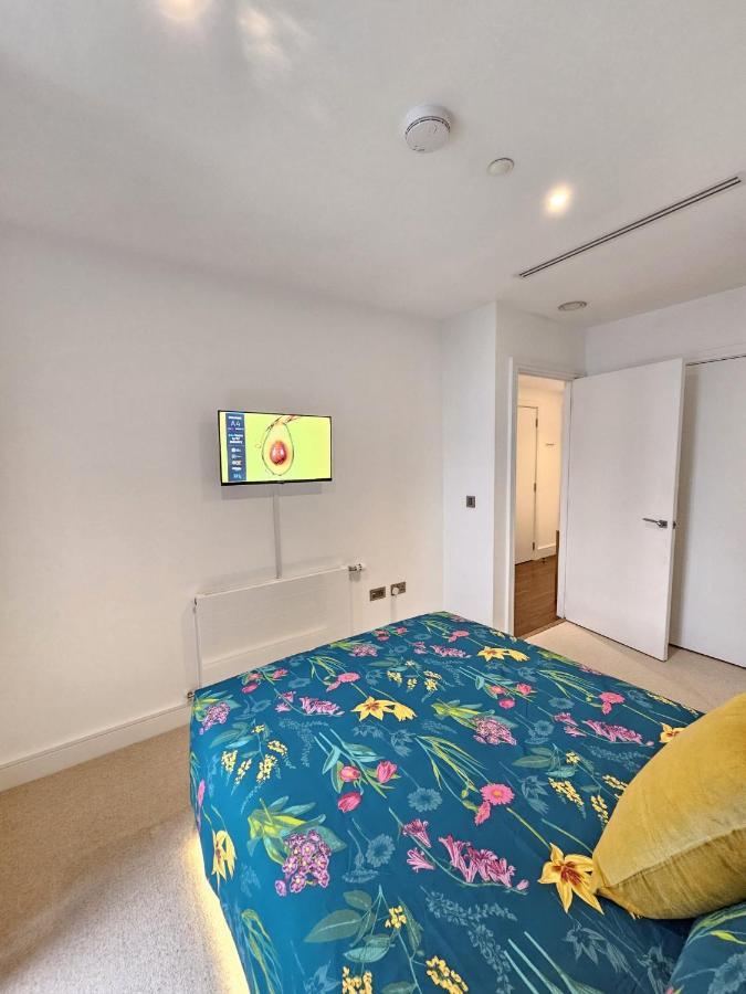 2 Bed Luxurious Apartments Canary Wharf London Eksteriør billede